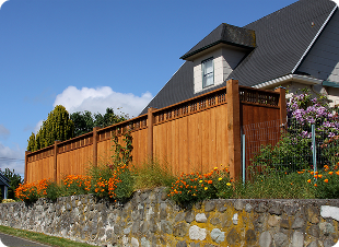 Residential fencing installation